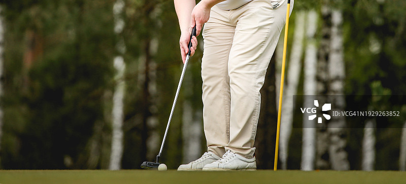 在专业俱乐部户外高尔夫球运动特写照片图片素材