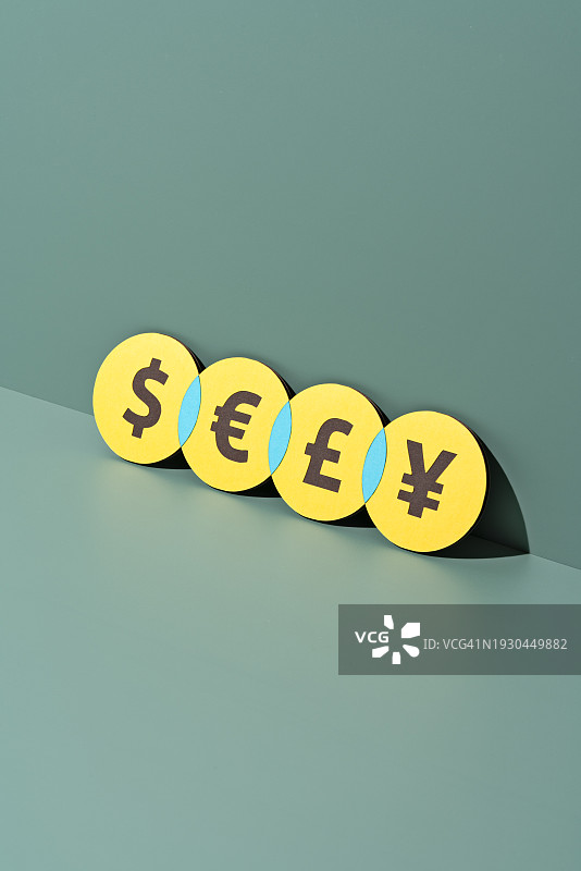 货币兑换，多种货币符号连接图片素材