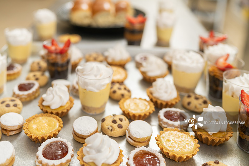 甜点品尝图片素材