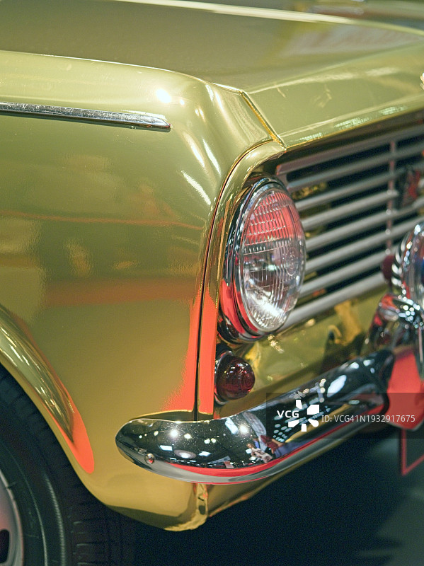 汽车大灯细节图片素材