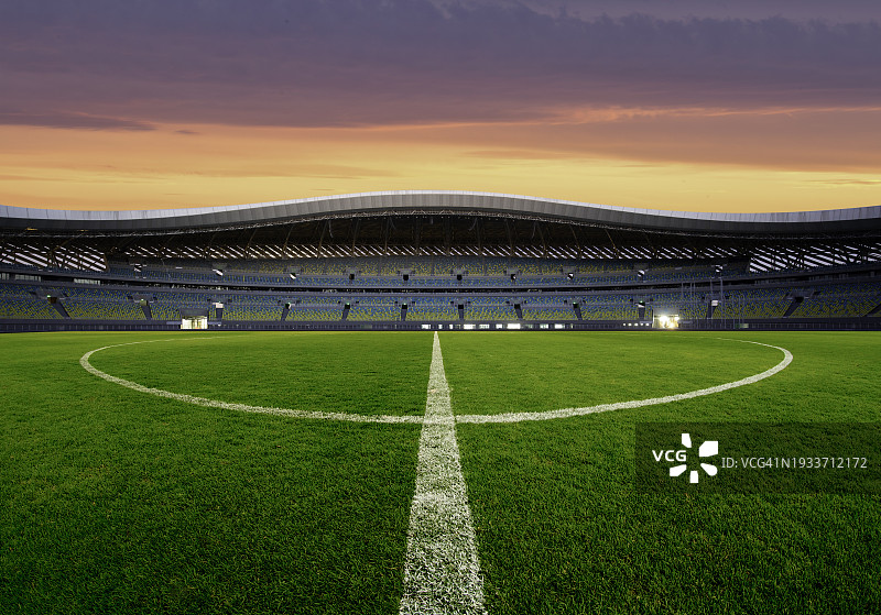 日落时的足球场图片素材
