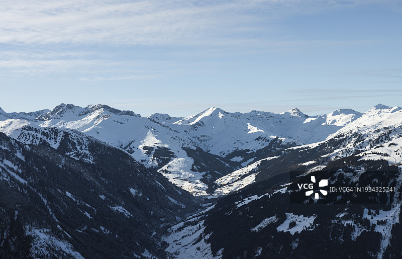 奥地利蒂罗尔齐勒河谷冬季图片素材