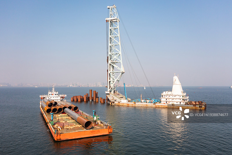 海上打桩船图片素材