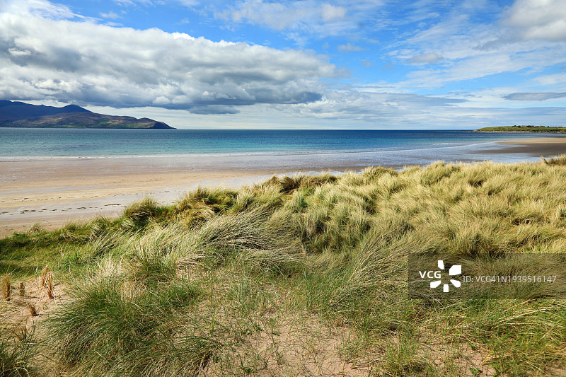 爱尔兰克里郡丁格尔半岛卡帕格克罗斯海滩景色（2023年4月）图片素材