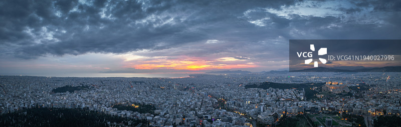日落时分希腊雅典航拍全景图片素材