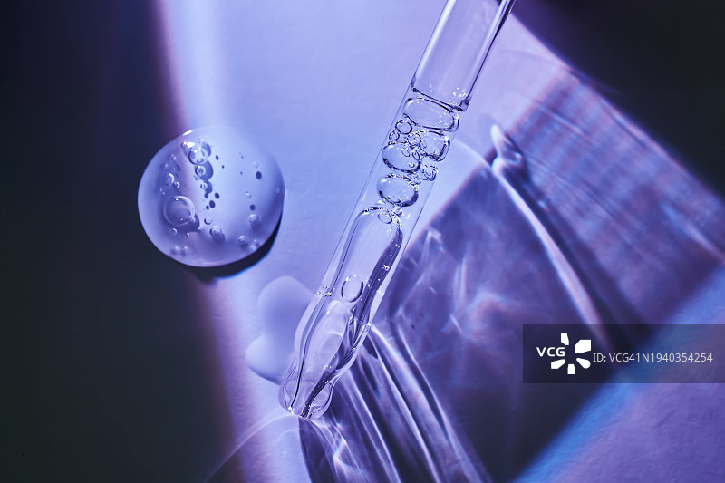 烧杯中化学物质的特写图片素材