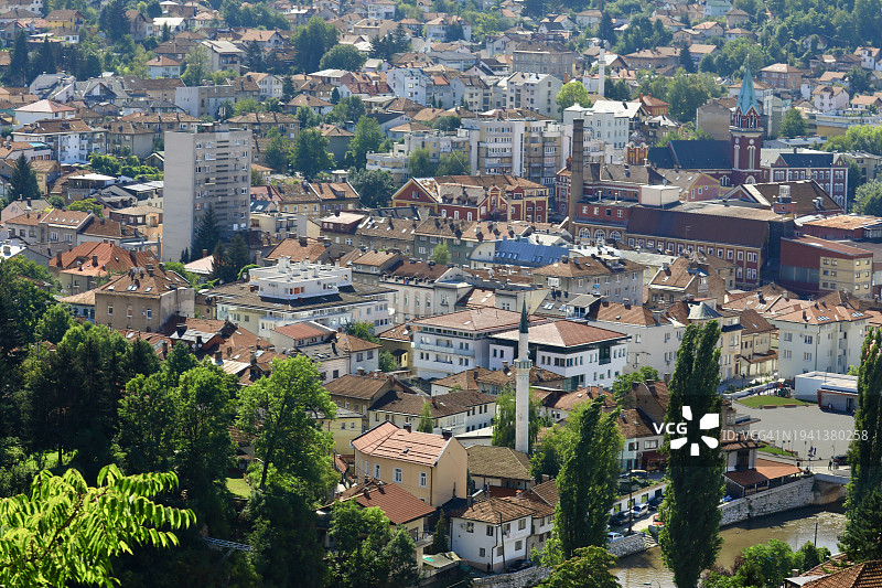 欧洲城市的红色屋顶图片素材
