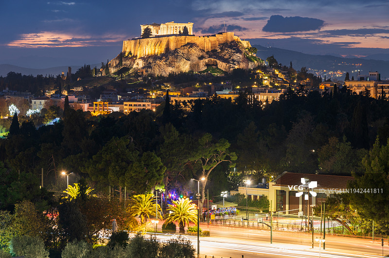 希腊雅典的卫城和交通图片素材