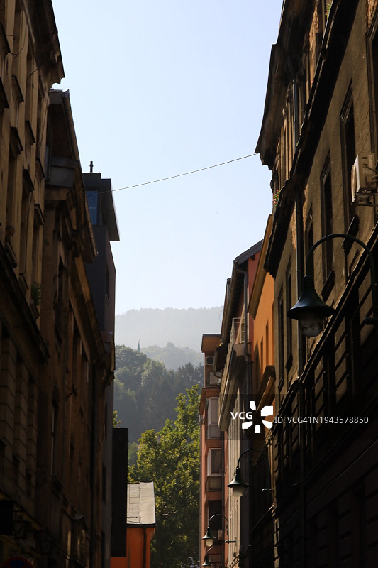 萨拉热窝市的黑暗小巷图片素材