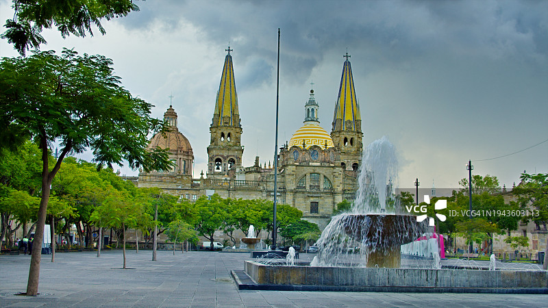 墨西哥瓜达拉哈拉大教堂的美丽景色图片素材