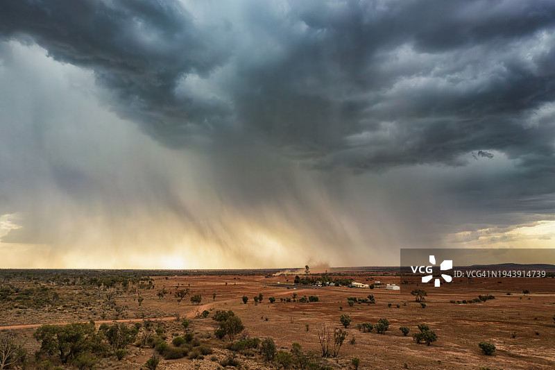 内陆风暴图片素材