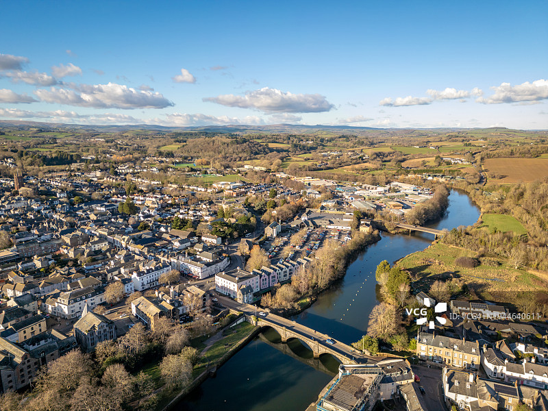 达特河上的托特尼斯桥和A385桥图片素材