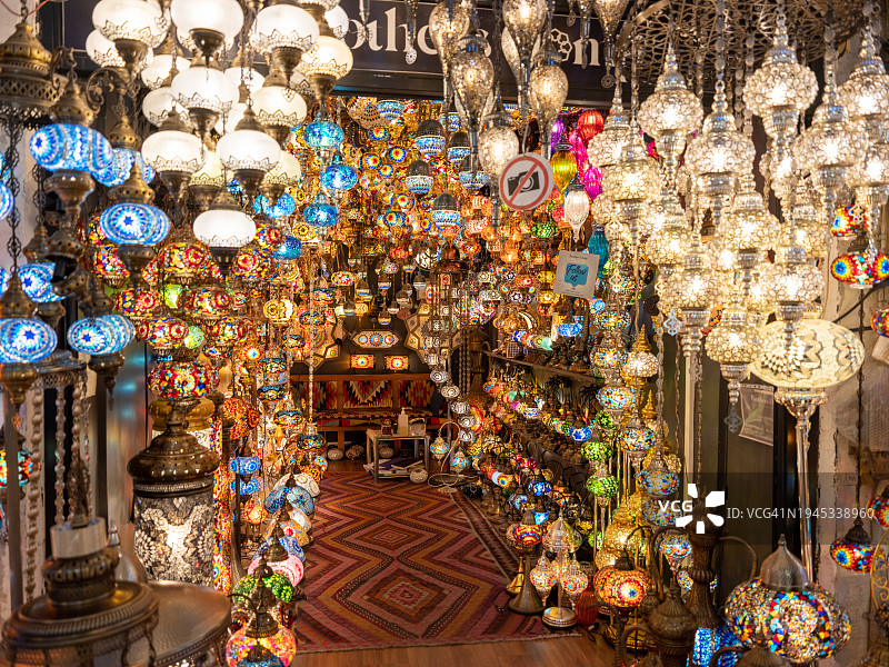 伊斯坦布尔老巴扎的灯具图片素材