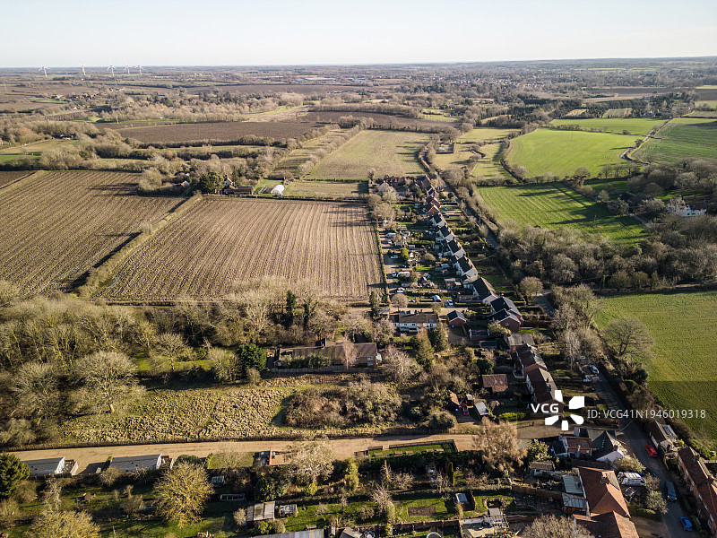英国萨福克郡黑尔斯沃思的威斯特小村庄图片素材