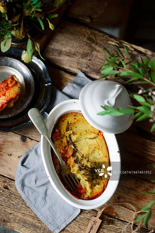 蘑菇菜花纯素牧羊人派图片素材