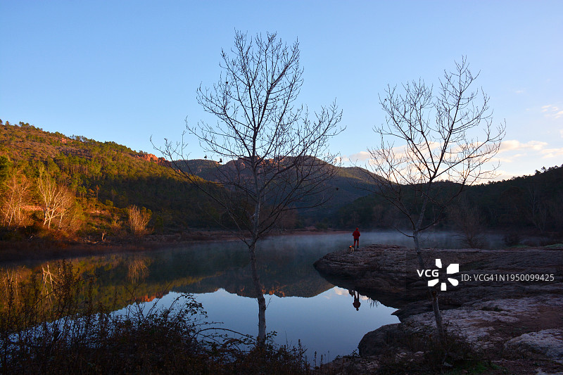 小湖泊图片素材
