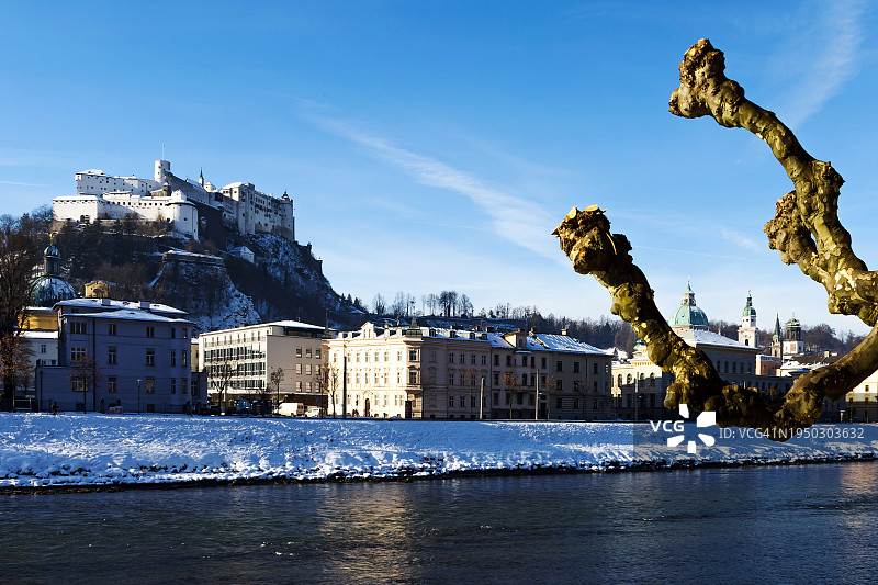 萨尔茨堡老城区和霍亨萨尔茨堡城堡（奥地利萨尔茨堡）图片素材