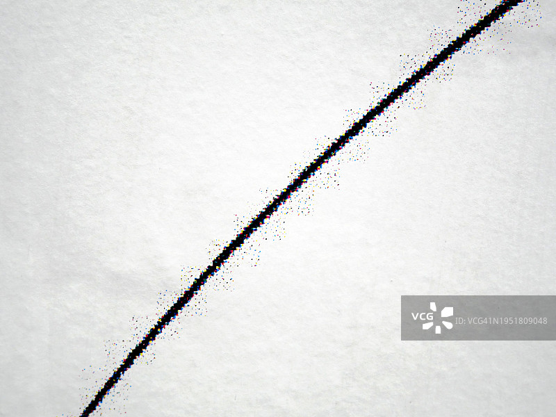 白色纸张彩色点状印刷黑色线条海报宏观摄影法国巴黎图片素材