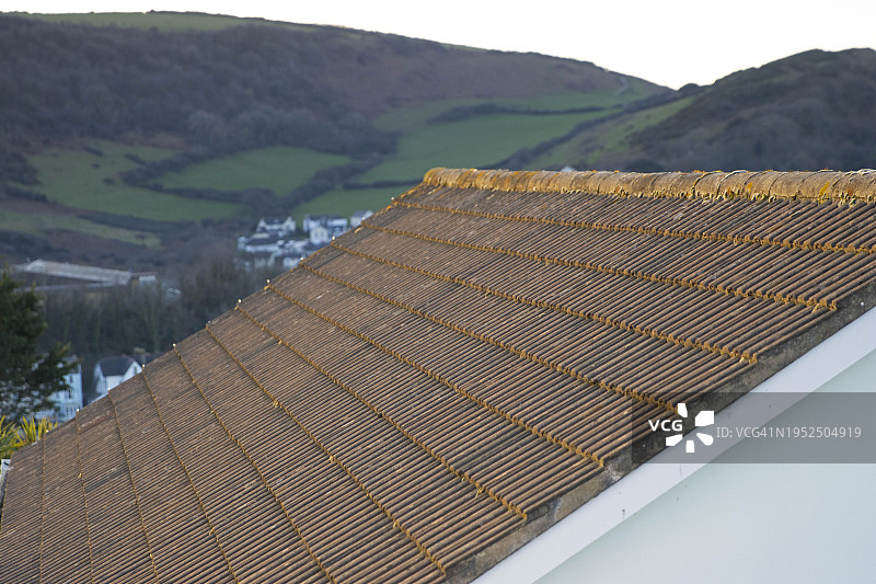 英国德文郡的瓦屋顶高处视角图片素材