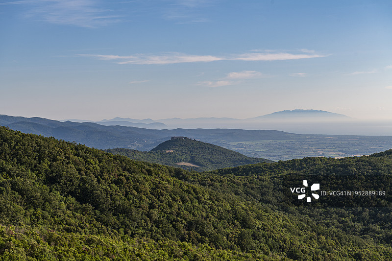 托斯卡纳，从拉马戈纳自然保护区（靠近比博纳）欣赏风景图片素材