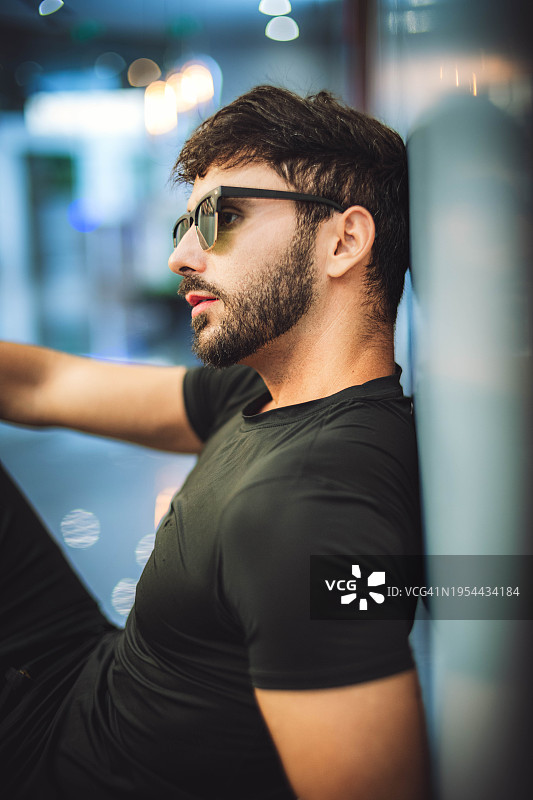 蓝色轮廓图片素材