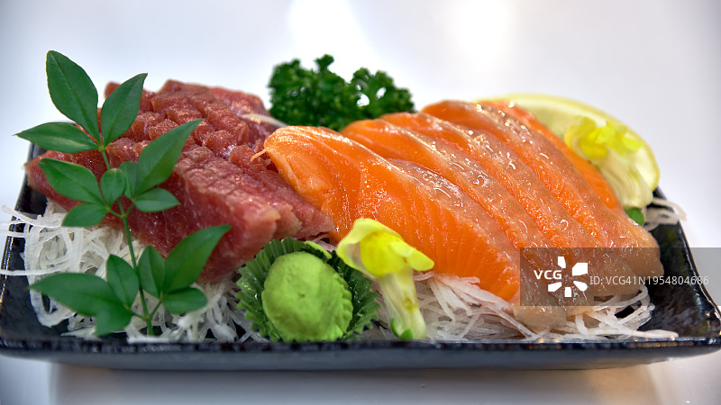 生鱼片拼盘，日式料理图片素材