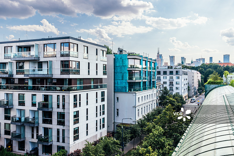 波兰华沙现代豪华公寓楼街景航拍图片素材