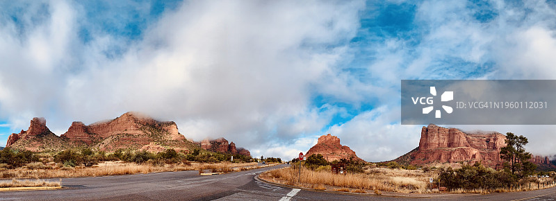 美国亚利桑那州亚瓦派县郊外景观公路全景图片素材