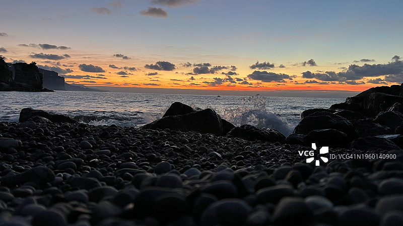 意大利坎帕尼亚维科埃奎恩塞日落时分的海景图片素材