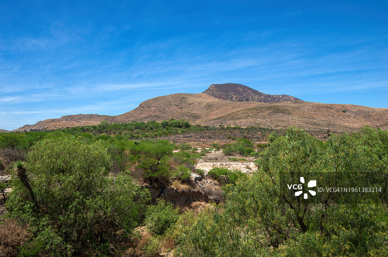 阿瓜斯卡连特斯雷亚尔·德·阿西恩托斯郊外图片素材