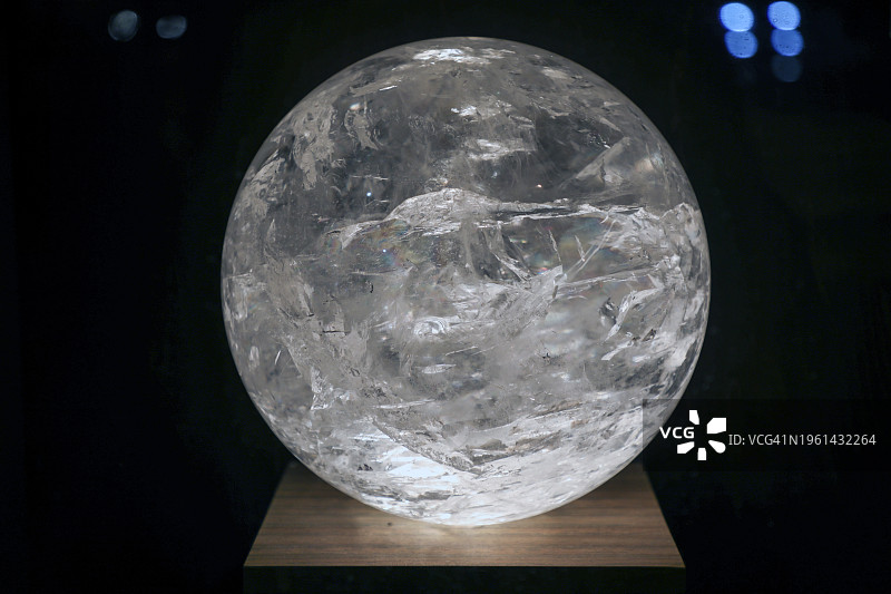 神秘的水晶球图片素材