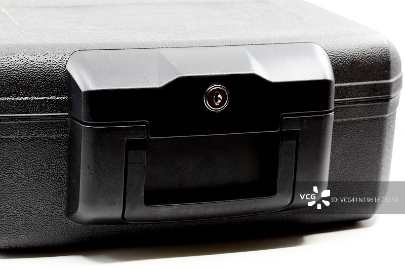 用于存放现金、珠宝和重要文件的保险箱图片素材