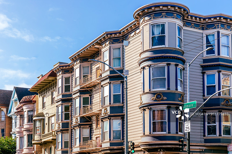 美国加利福尼亚州旧金山维多利亚风格公寓楼图片素材