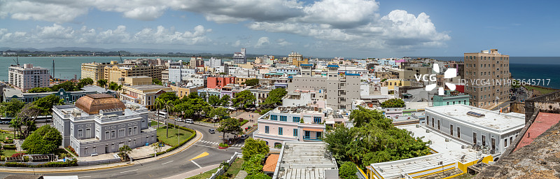 波多黎各旧圣胡安的街道和建筑图片素材