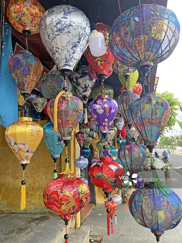 越南会安古镇美丽的灯笼图片素材