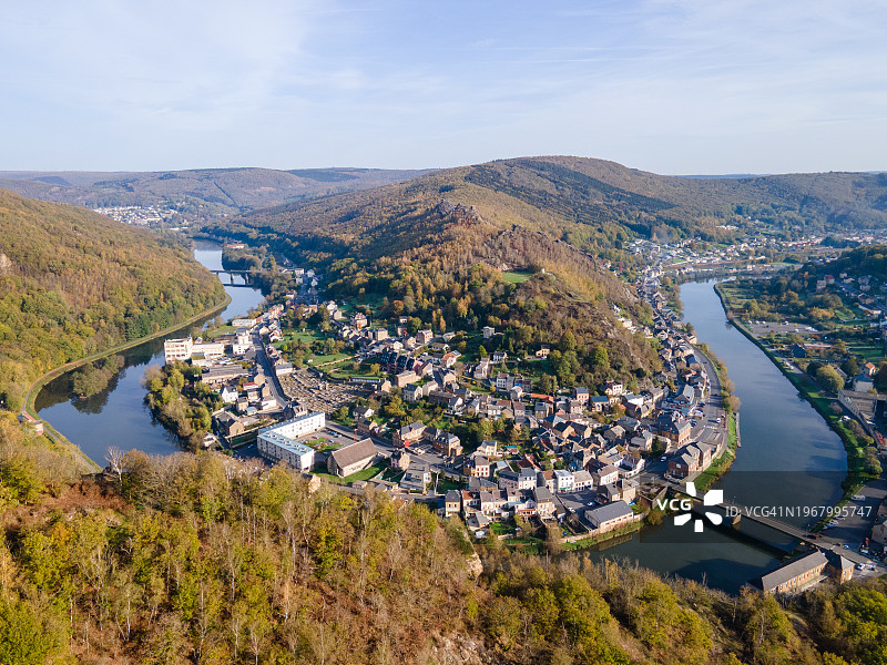 秋季的博尼-苏尔-默兹图片素材