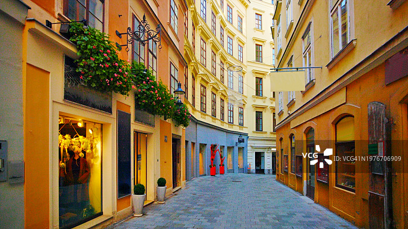 奥地利维也纳市中心购物街图片素材