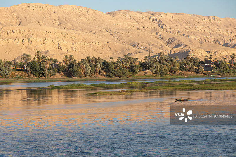 埃及尼罗河上的商贩图片素材