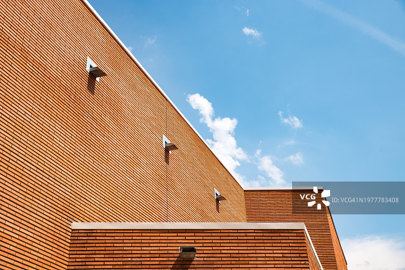 西班牙巴利亚多利德公共图书馆的抽象砖墙细节图片素材