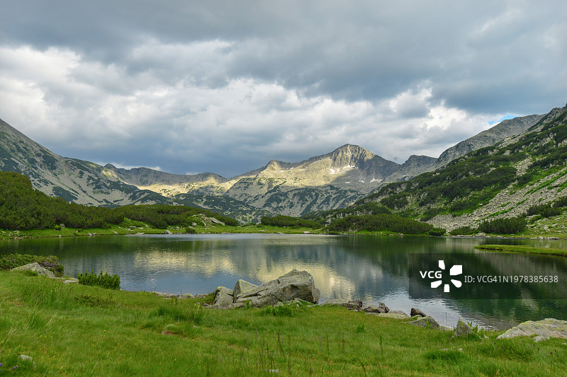皮林山国家公园穆拉托沃湖，保加利亚图片素材