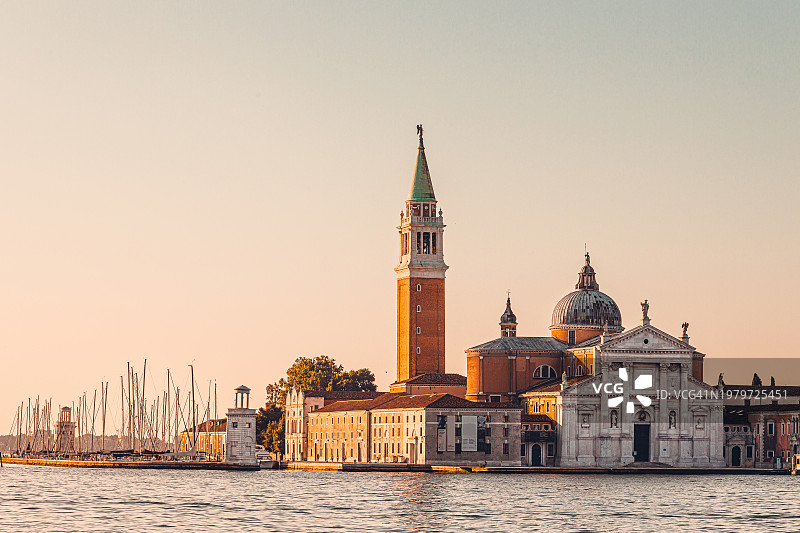 意大利威尼斯圣乔治马焦雷教堂景观图片素材