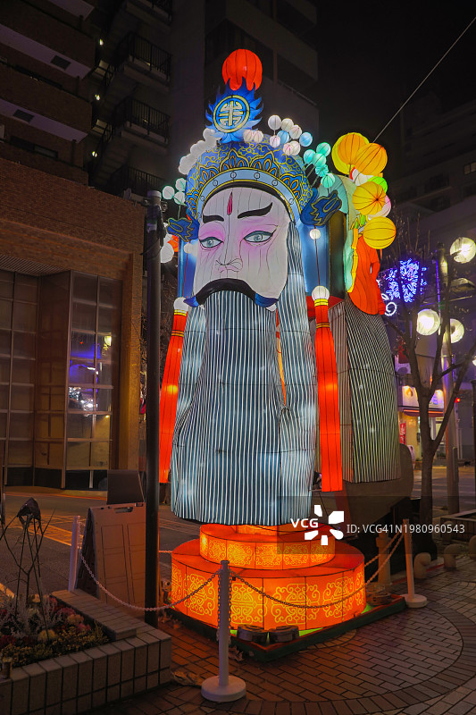 绚丽的京剧：伊势佐木购物中心灯笼展示图片素材