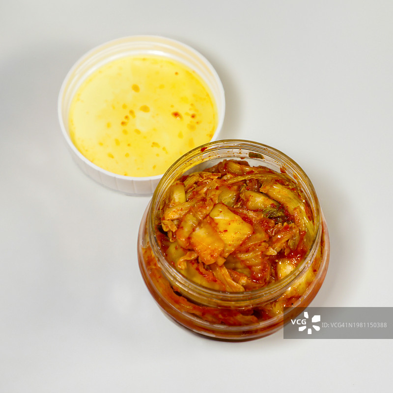 罐装美味泡菜图片素材