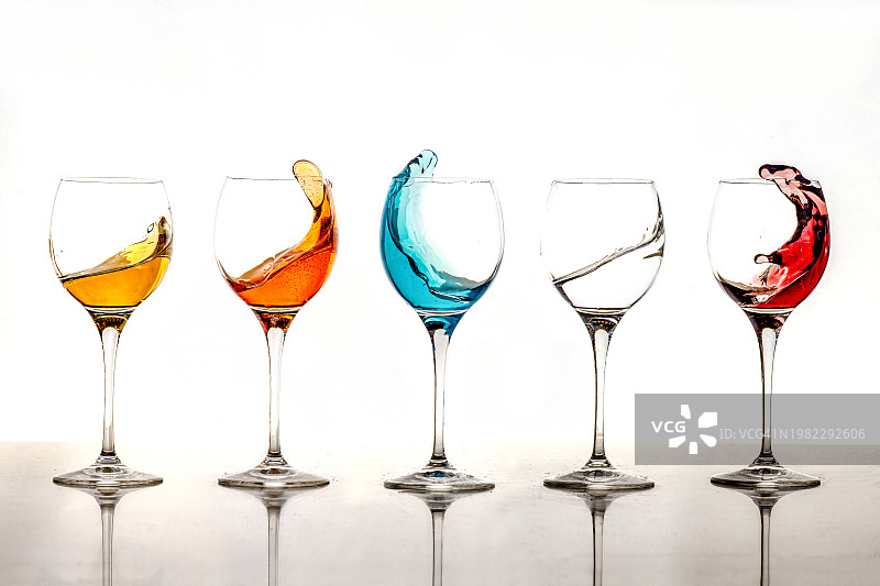 五杯动态鸡尾酒图片素材