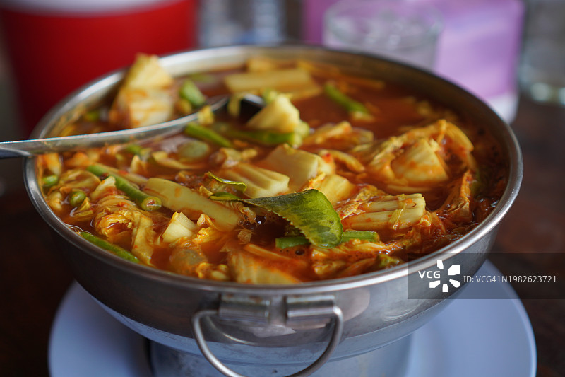 泰式椰笋鸡蛋酸汤图片素材