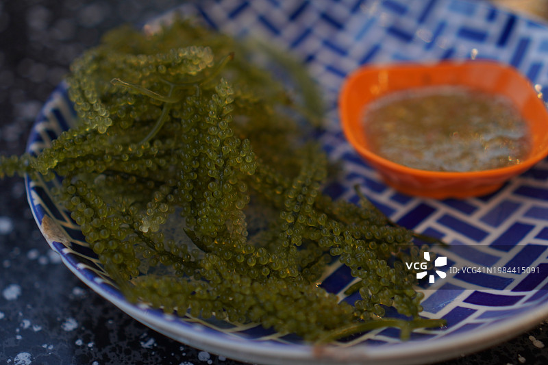 海葡萄绿色鱼子酱图片素材
