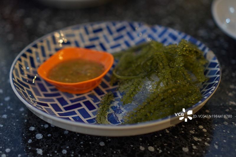 海葡萄绿色鱼子酱图片素材