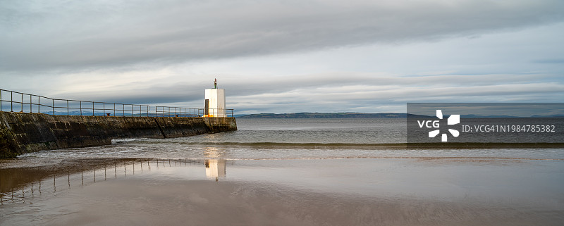 苏格兰默里湾克罗默蒂湾和内恩港图片素材