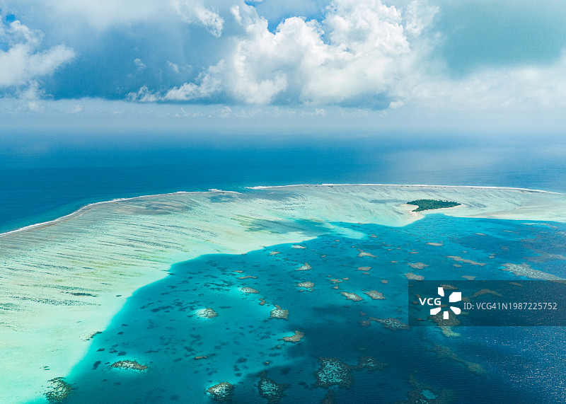 珊瑚礁航拍视角图片素材