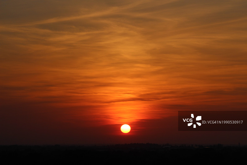 日落时壮观的天空景色图片素材